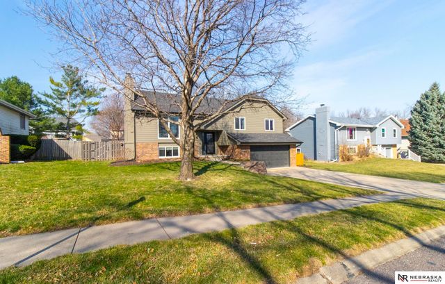 306 S Polk Street, Papillion, NE 68046