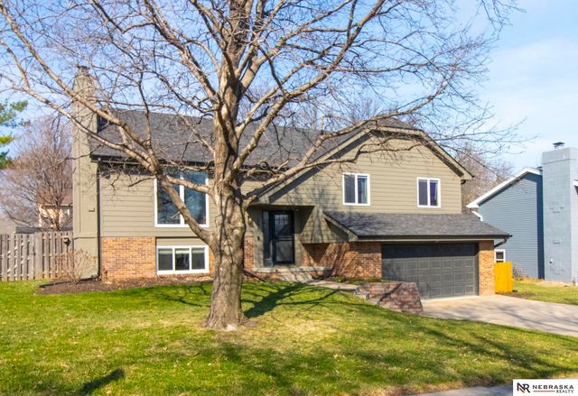 306 S Polk Street, Papillion, NE 68046