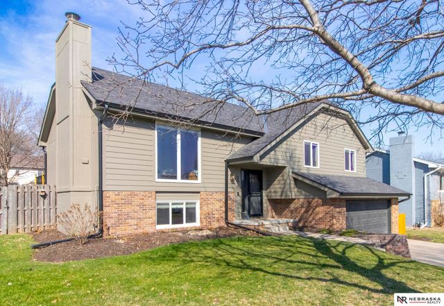 306 S Polk Street, Papillion, NE 68046