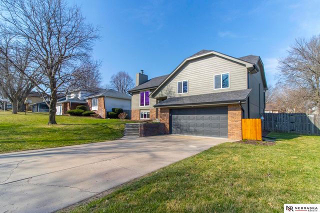 306 S Polk Street, Papillion, NE 68046