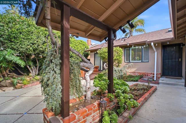 16132 Via Catherine, San Lorenzo, CA 94580