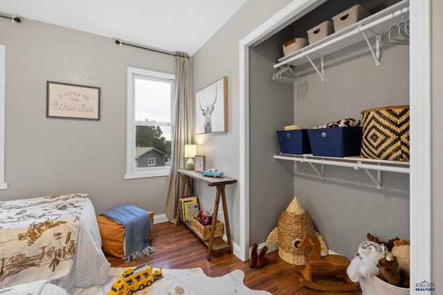 7260 TANAGER DR, Rapid City, SD 57702