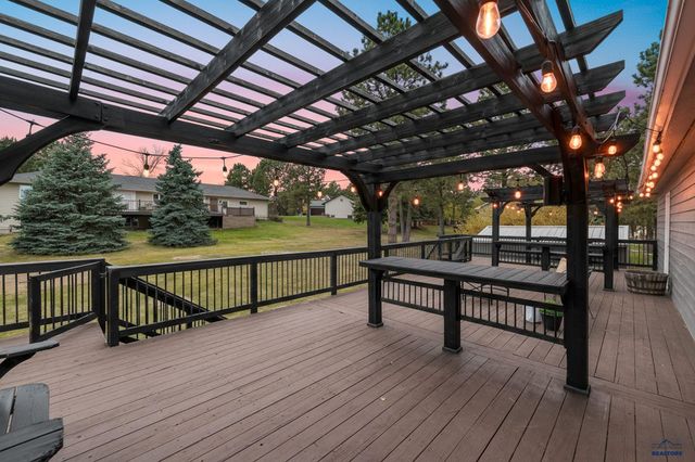 7260 TANAGER DR, Rapid City, SD 57702