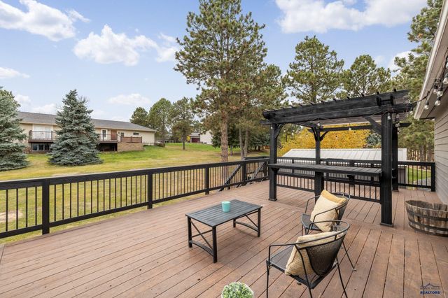 7260 TANAGER DR, Rapid City, SD 57702