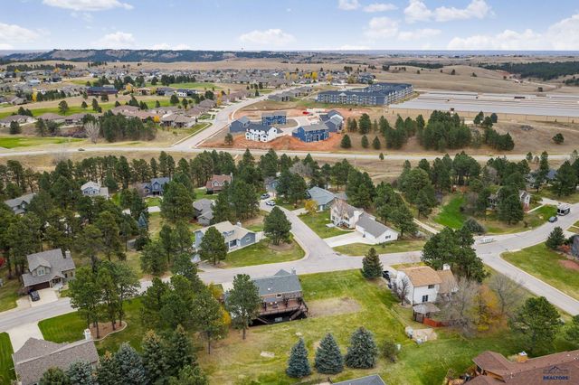 7260 TANAGER DR, Rapid City, SD 57702