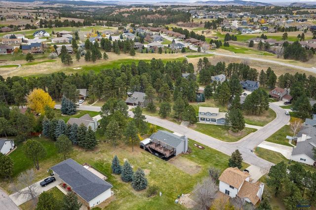 7260 TANAGER DR, Rapid City, SD 57702