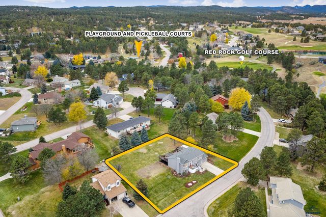 7260 TANAGER DR, Rapid City, SD 57702