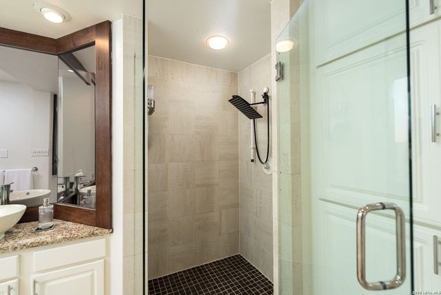 7701 Wurzbach Rd Apt 2302, San Antonio, TX 78229