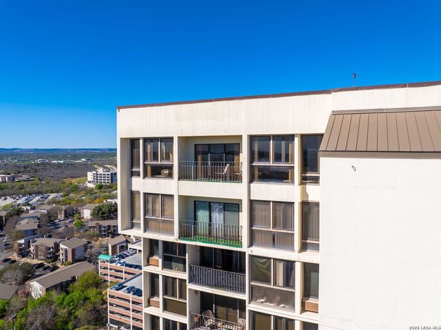 7701 Wurzbach Rd Apt 2302, San Antonio, TX 78229