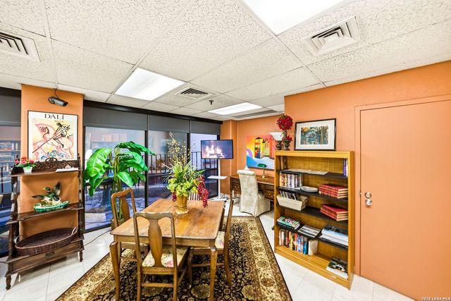 7701 Wurzbach Rd Apt 2302, San Antonio, TX 78229