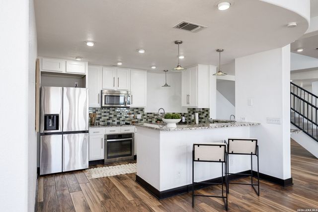 7701 Wurzbach Rd Apt 2302, San Antonio, TX 78229