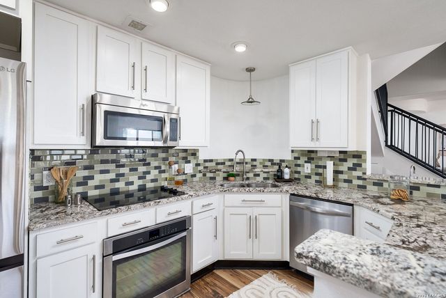 7701 Wurzbach Rd Apt 2302, San Antonio, TX 78229