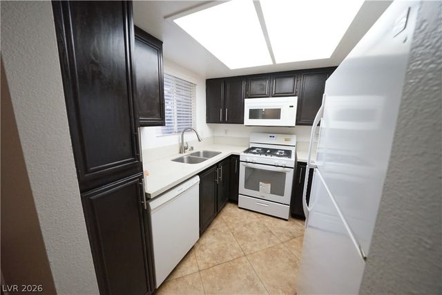 1900 Rio Canyon Court 101, Las Vegas, NV 89128
