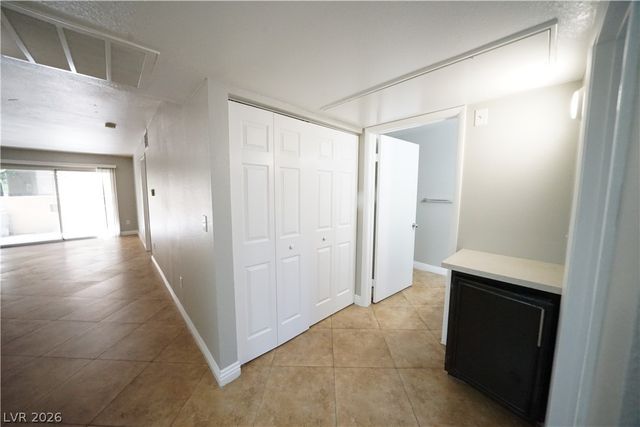 1900 Rio Canyon Court 101, Las Vegas, NV 89128