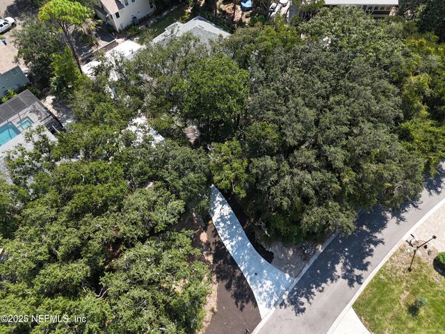 2674 ROBERT OLIVER Avenue, Fernandina Beach, FL 32034