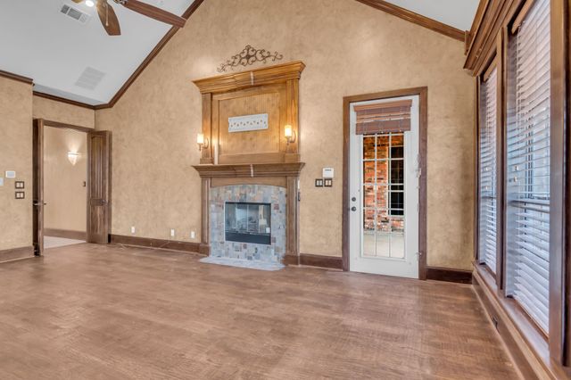 2741 Lonesome Dove Road, Grapevine, TX 76092