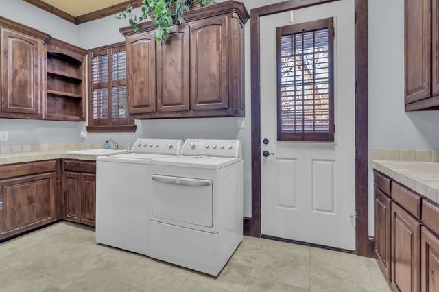 2741 Lonesome Dove Road, Grapevine, TX 76092