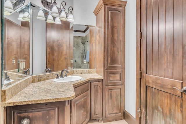 2741 Lonesome Dove Road, Grapevine, TX 76092