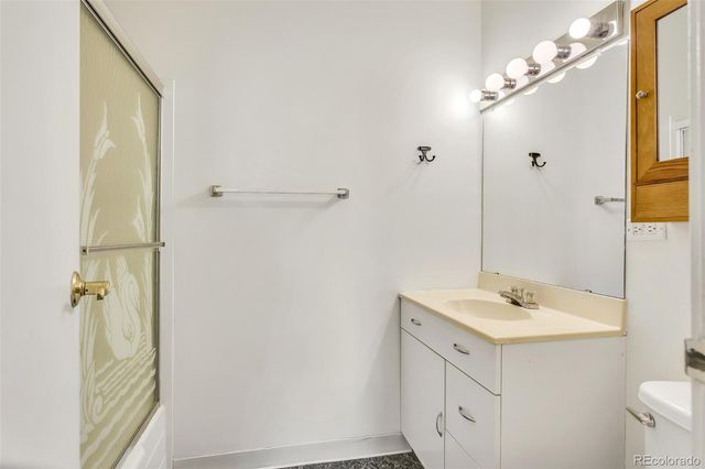 2231 S Vaughn Way 315B, Aurora, CO 80014
