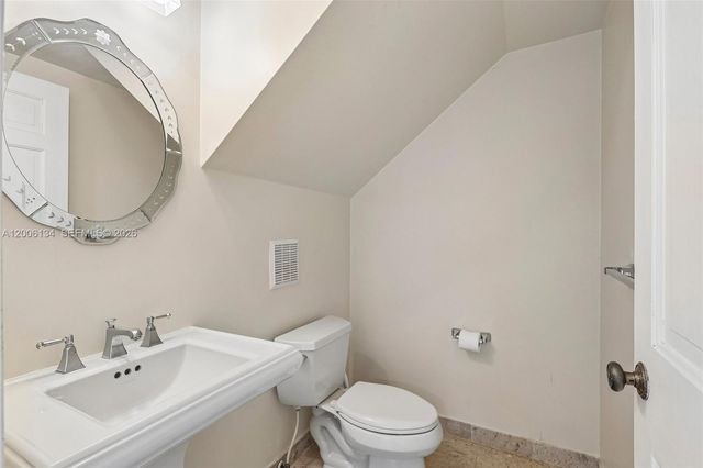 7885 SW 179th Ter, Palmetto Bay, FL 33157