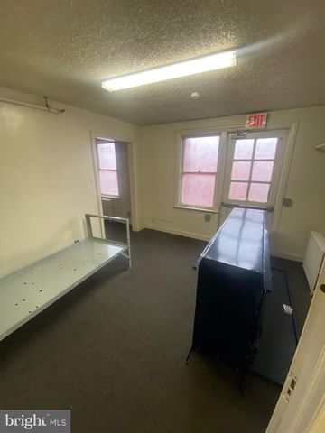 416, 418, 420 WALNUT ST, Reading, PA 19601