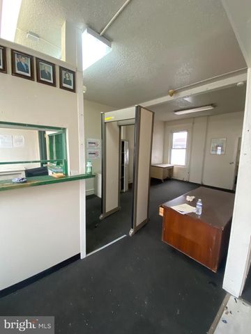 416, 418, 420 WALNUT ST, Reading, PA 19601