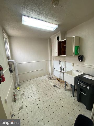 416, 418, 420 WALNUT ST, Reading, PA 19601
