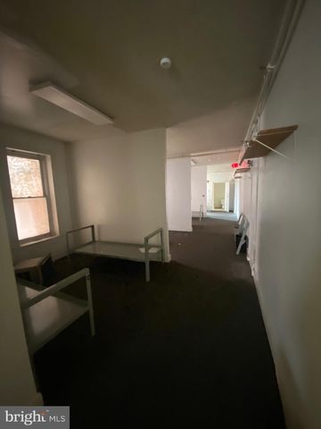 416, 418, 420 WALNUT ST, Reading, PA 19601