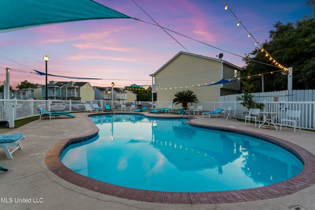 1229 Century Oaks Drive, C, Gulfport, MS 39507