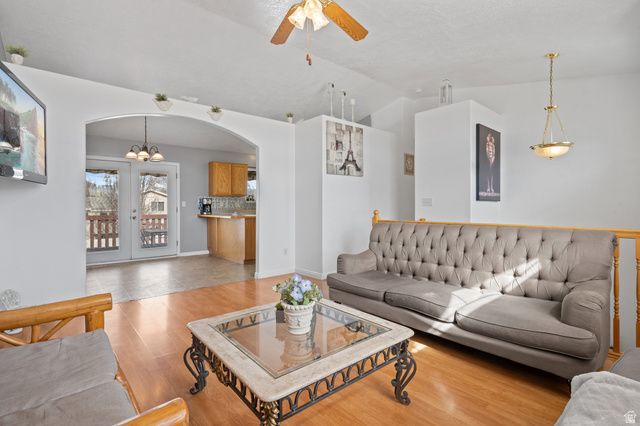 4750 S 3766 W, Roy, UT 84067