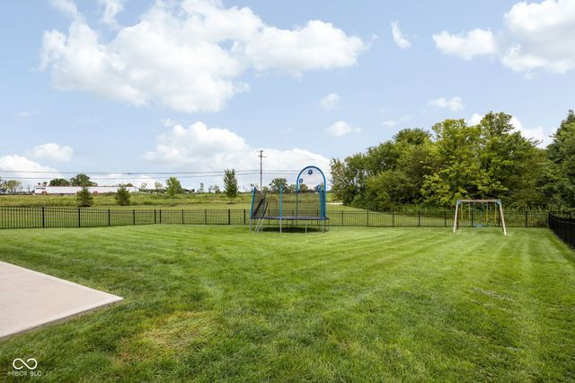 9816 Hulton Road, Pendleton, IN 46064