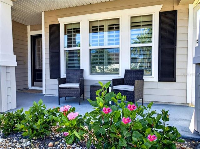 6 COUNTRY CLUB HARBOR CIRCLE, Palm Coast, FL 32137