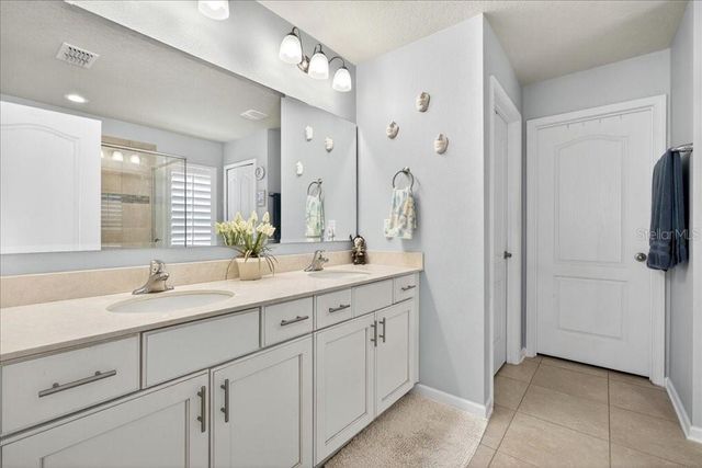 6 COUNTRY CLUB HARBOR CIRCLE, Palm Coast, FL 32137