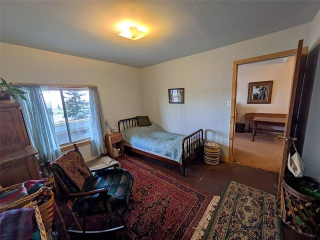 131 W Daly, Walkerville, MT 59701