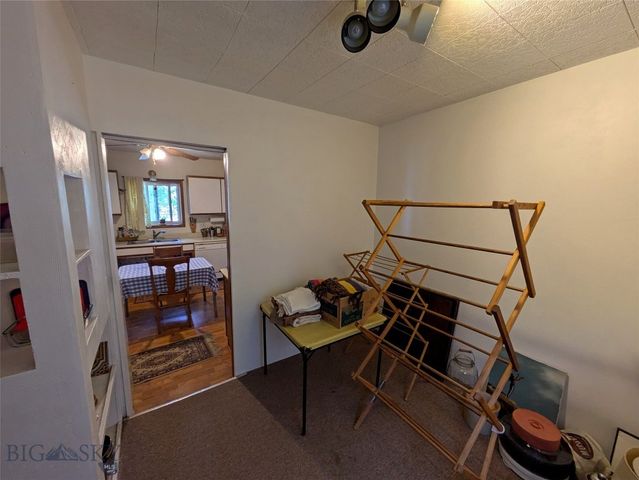 131 W Daly, Walkerville, MT 59701