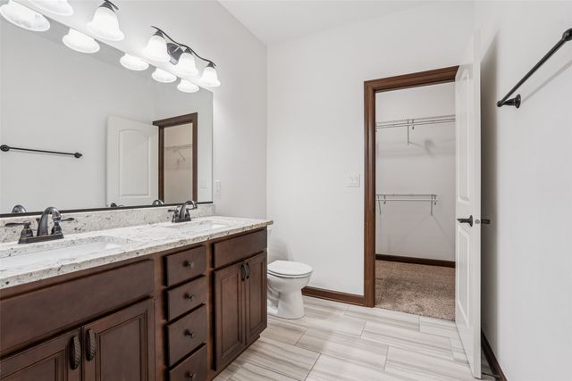 218 34th Street SE, Altoona, IA 50009