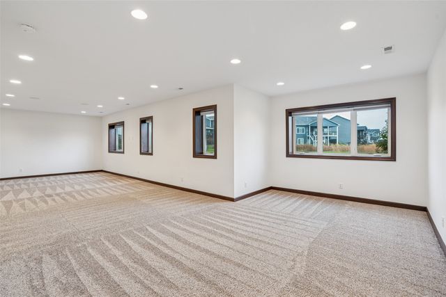 218 34th Street SE, Altoona, IA 50009