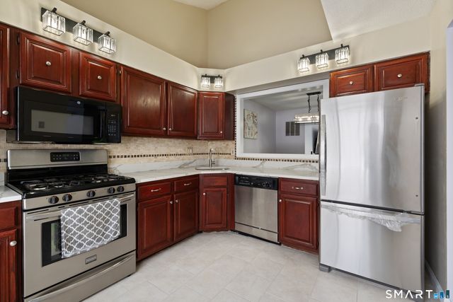 138 Cypress Road 138, Newington, CT 06111