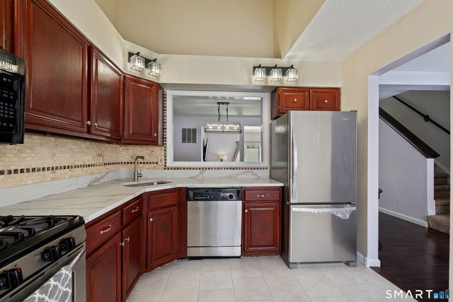 138 Cypress Road 138, Newington, CT 06111