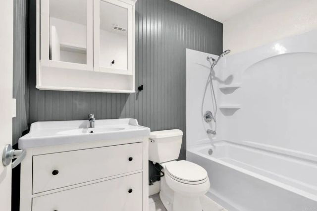 7979 Shir Mar Place, El Cajon, CA 92021