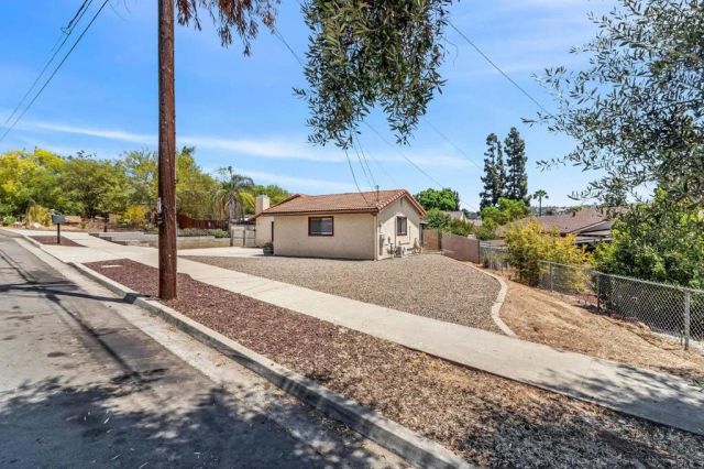 7979 Shir Mar Place, El Cajon, CA 92021