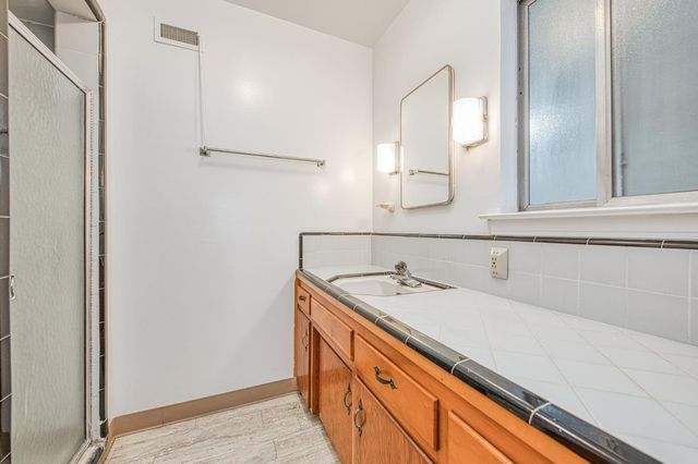 13130 S Henderson Road, Caruthers, CA 93609