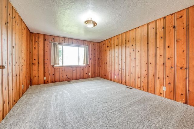 13130 S Henderson Road, Caruthers, CA 93609