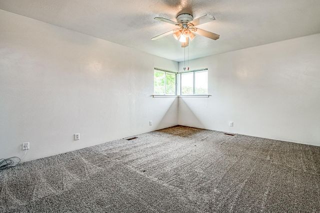 13130 S Henderson Road, Caruthers, CA 93609