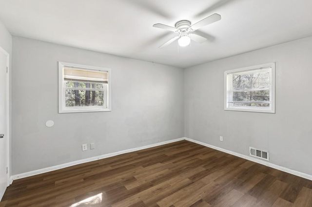 61 Pine Street NE, Fairburn, GA 30213