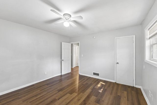 61 Pine Street NE, Fairburn, GA 30213