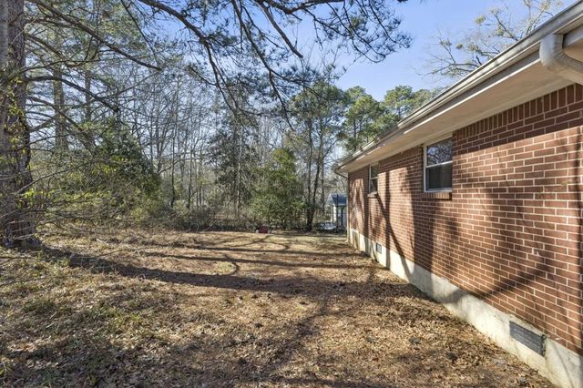 61 Pine Street NE, Fairburn, GA 30213