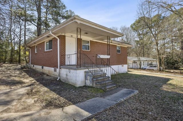 61 Pine Street NE, Fairburn, GA 30213