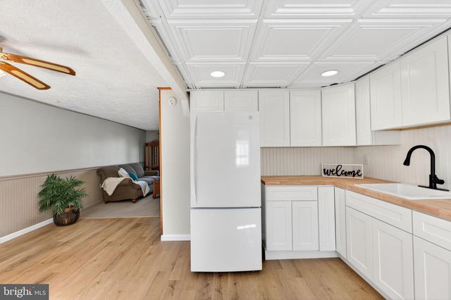 327 WISEWELL CT, Halethorpe, MD 21227