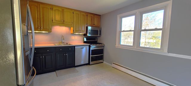 11 Carlson Road, Hampton, NH 03842